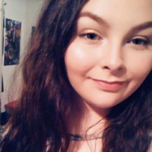 Meet your Posher, Jade